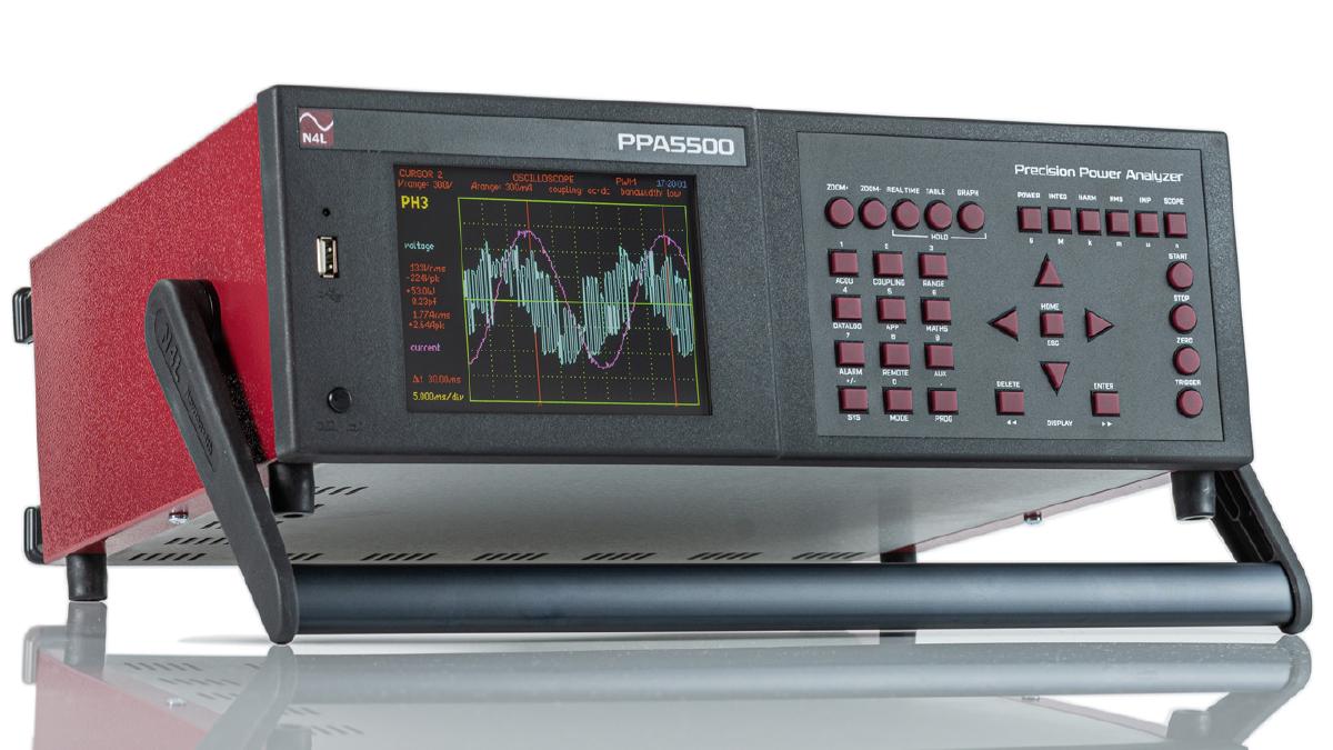 PPA5530 three phase precision power analyzer, shown in oscilloscope mode that displays both voltage and current waveforms along with a cursor function for precise measurments.
